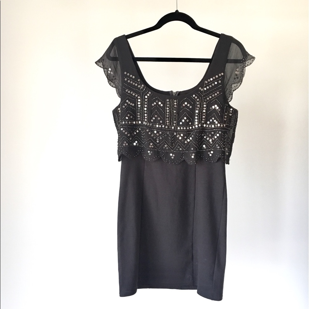 Sleek Charcoal Mini with Beadwork